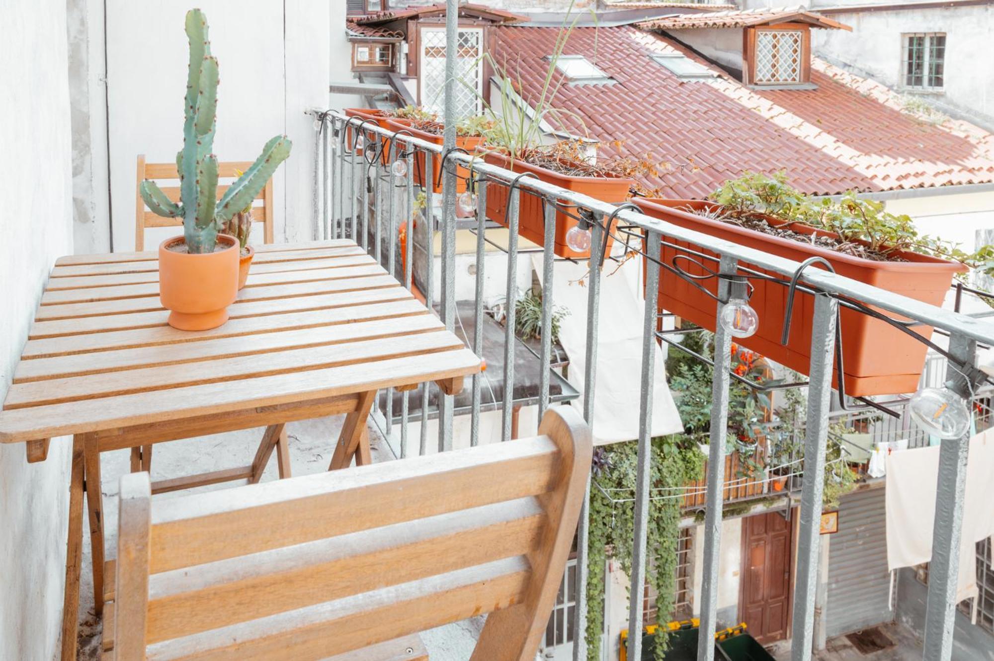 Mercanti Modern Flat - Balcony - Torino Centro Turim Exterior foto